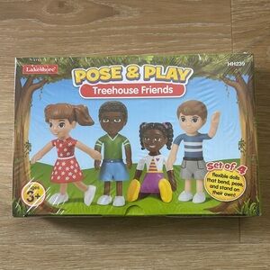 Pose & play dolls